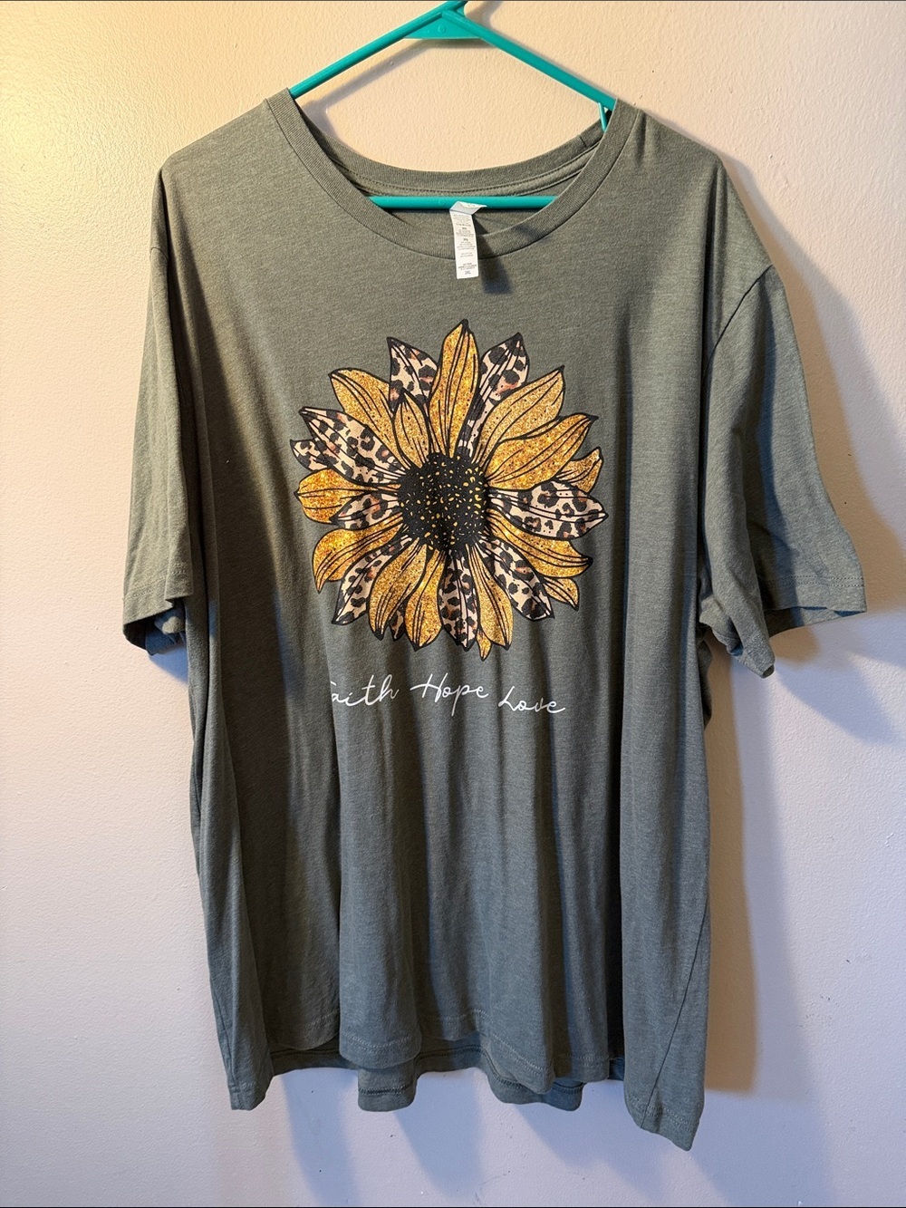 Love in Faith 3XL Sunflower Graphic Tee with Leopard Petal Accents